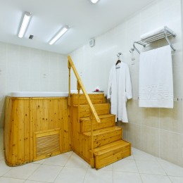 sauna-si-jacuzii-hotel-belvedere-braila